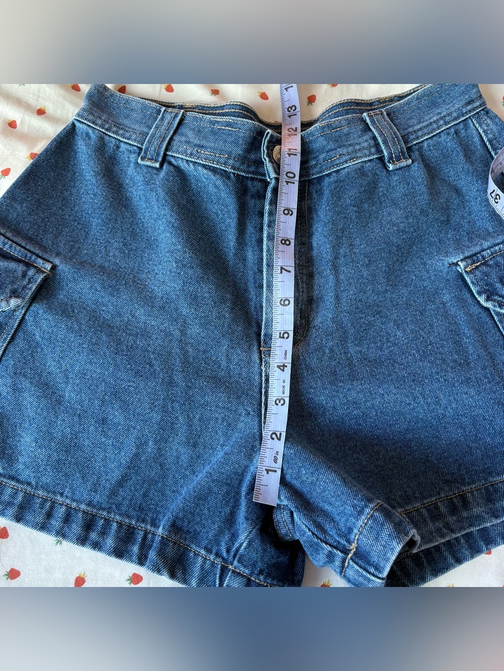 90s Too Hot High-Rise Heavy Blue Denim Micro Cargo Shorts Size 26 - Picture 7 of 12
